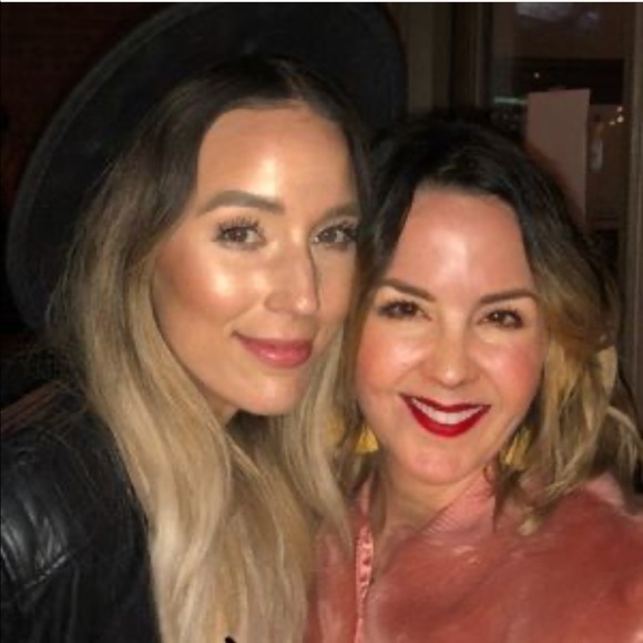 Meet your Posher, Adrienne - Picture 3 of 5